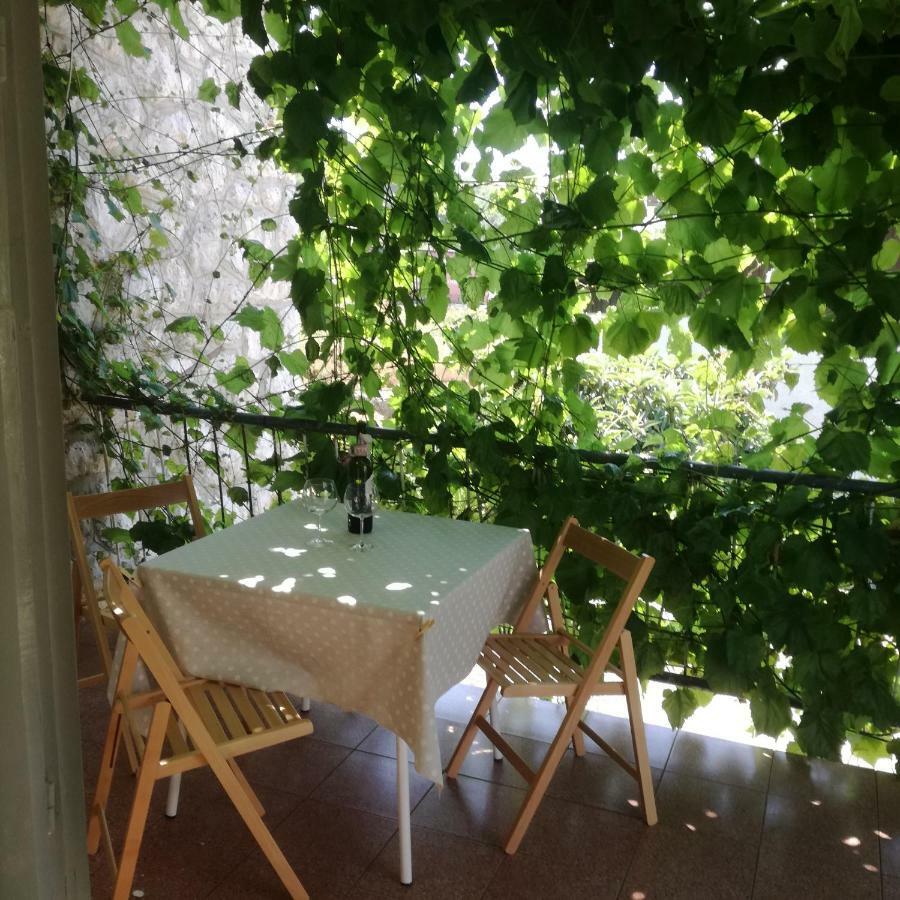 Apartman Stipe Apartment Йелса Екстериор снимка